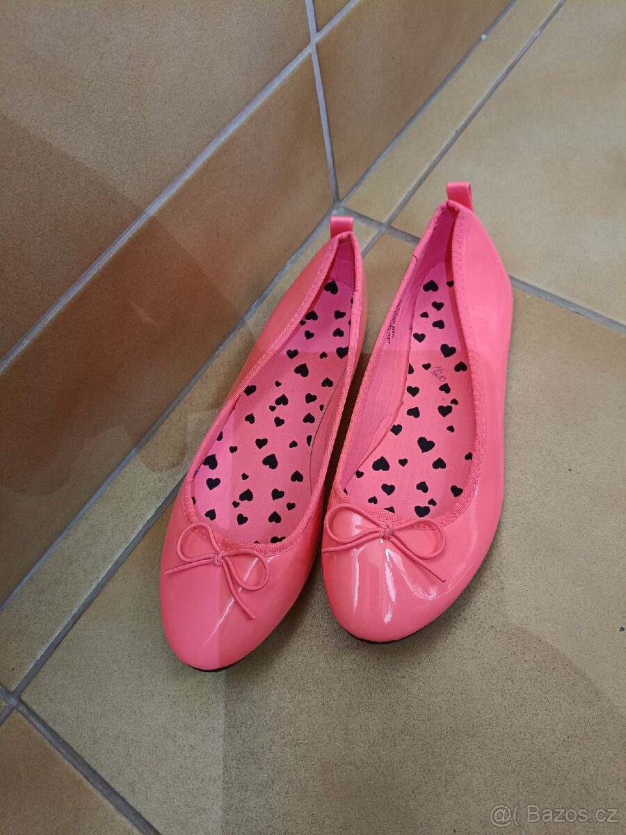 Dívčí balerínky 34