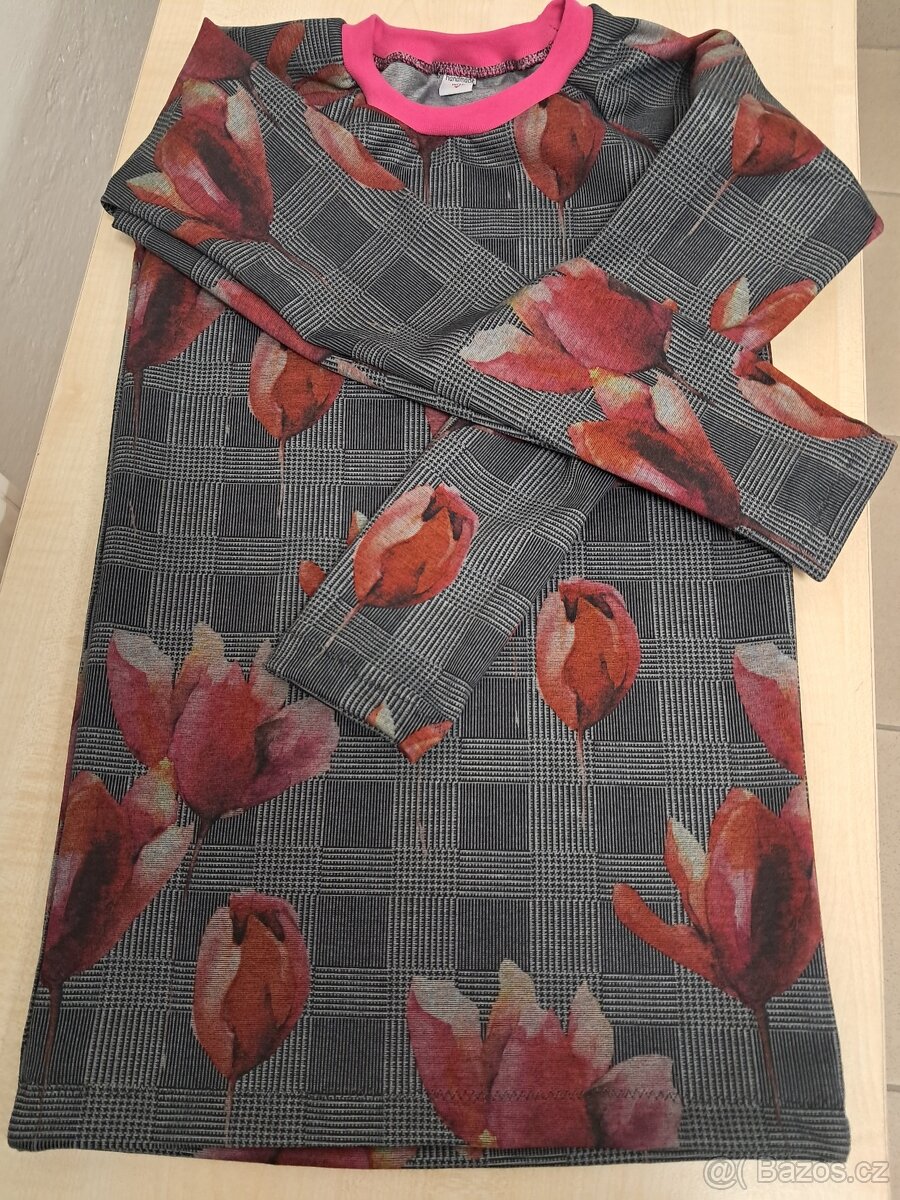 Nová trička holka vel 140