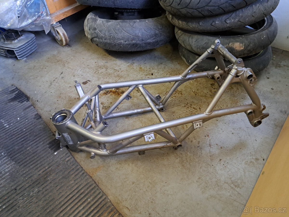 Rám Ducati 749s rok v. 2003