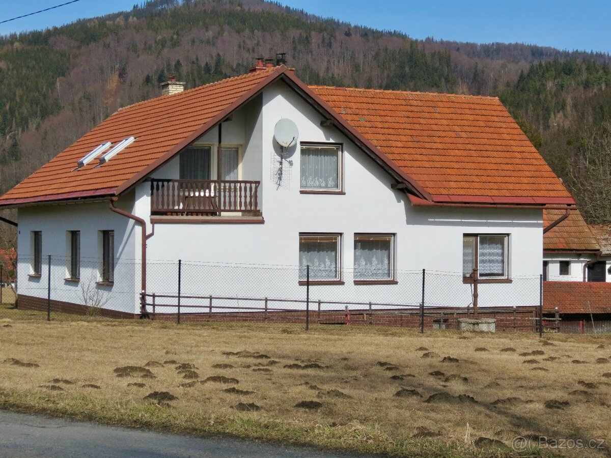 Prodej rodinného domu 192 m², pozemek 2820 m² Morávka