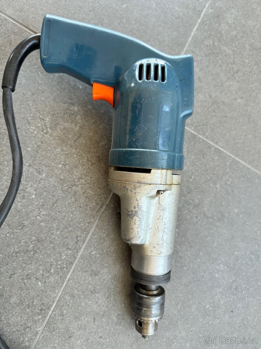 Vrtacka narex a bosch