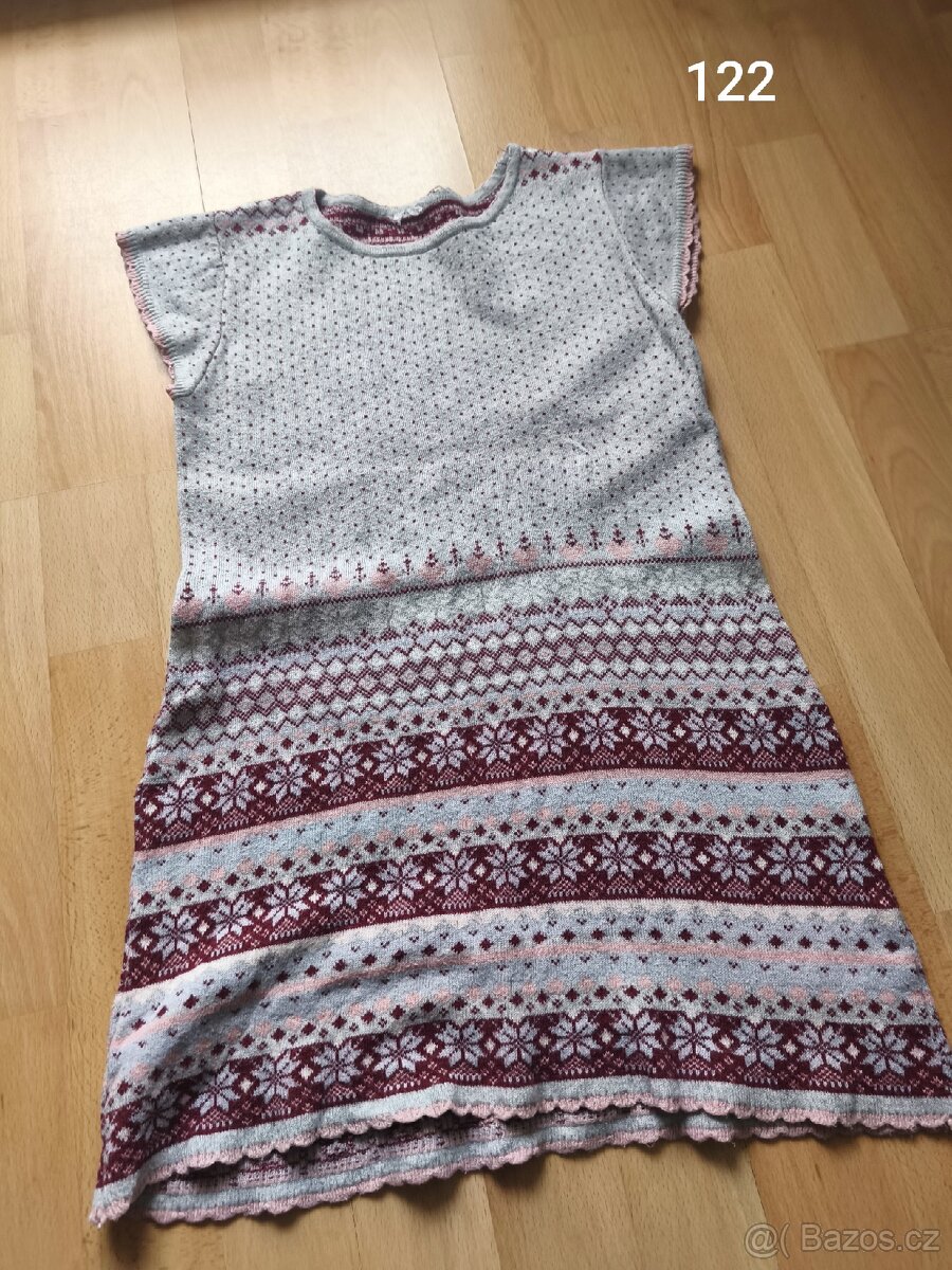 Teplé šaty vel.122 C&A