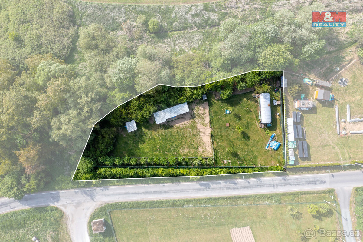 Prodej pozemku k bydlení, 1840 m², Kvášňovice