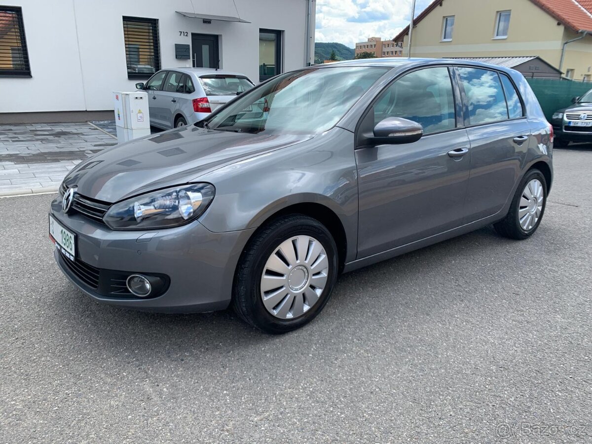 VW Golf VI 1.6 (BENZÍN),r.v.10/2008,2.maj.,serviska,tažné
