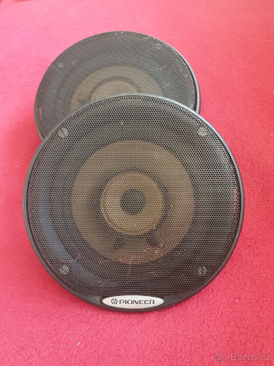 Auto reproduktory PIONEER