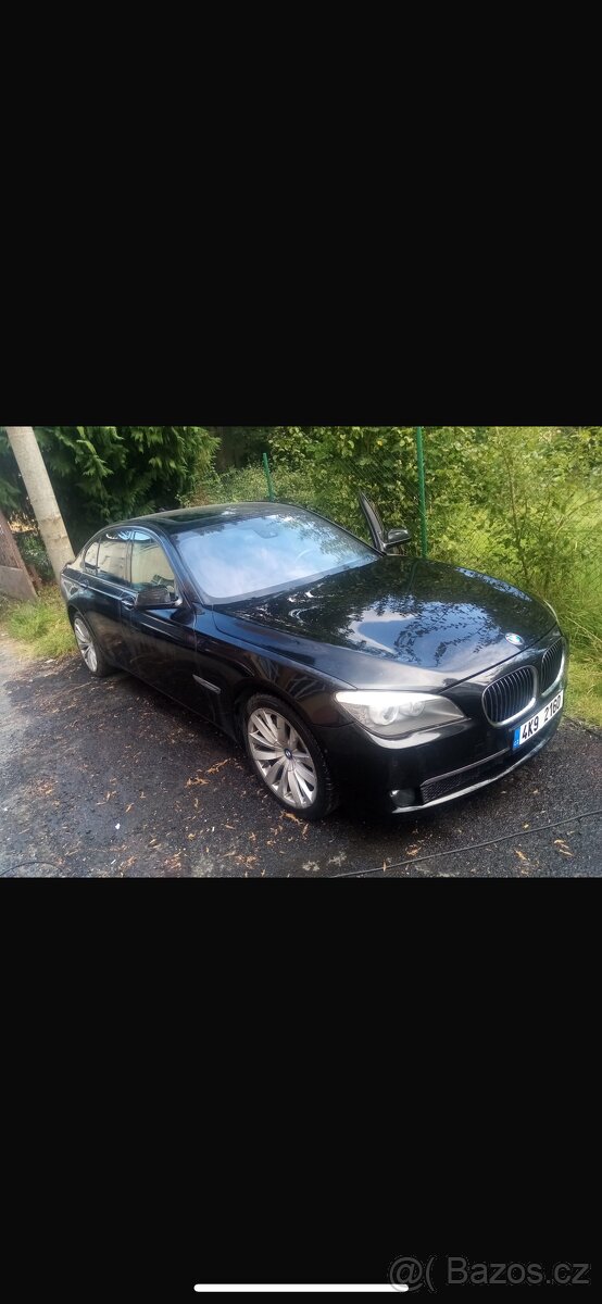 BMW 750i XDrive NEPOJÍZDNÉ