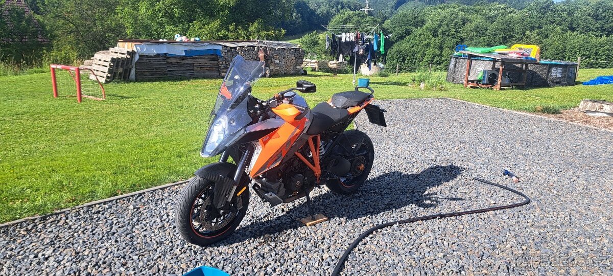 Ktm 1290 super duke GT