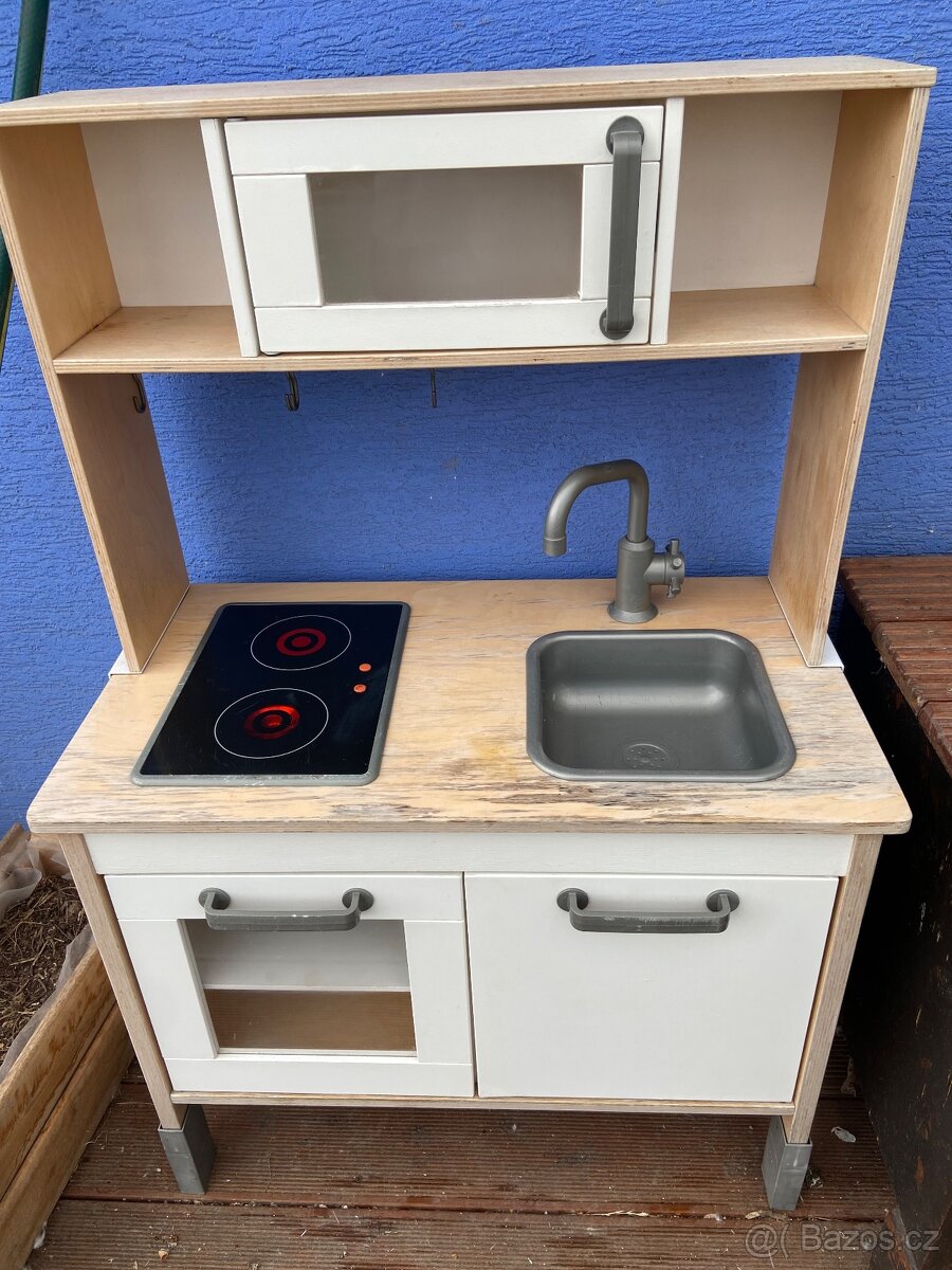 Dětská kuchyňka Ikea