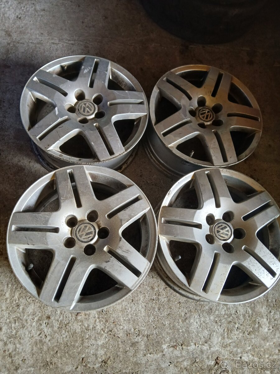 5x100 alu disky golf IV.