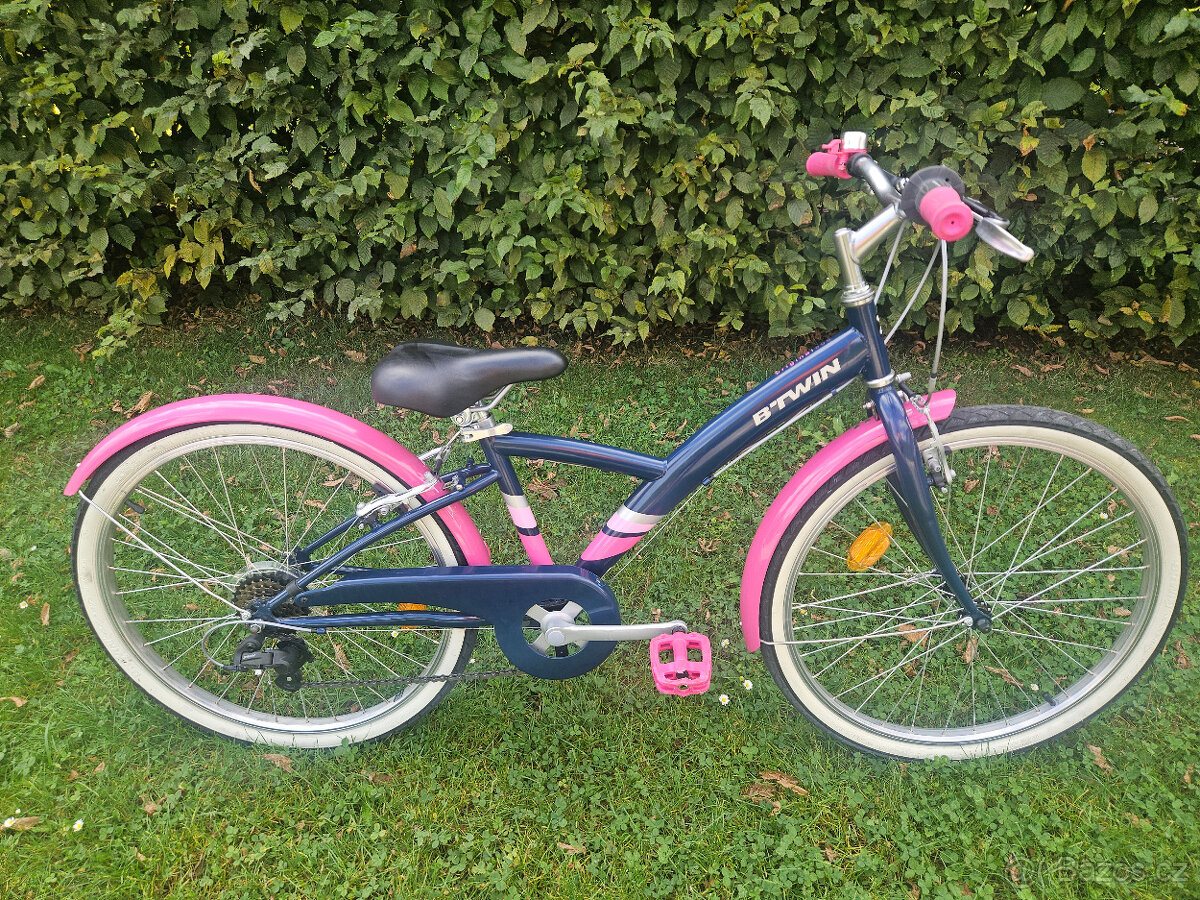 24" dívčí juniorské silniční kolo B-TWIN, rám 13"