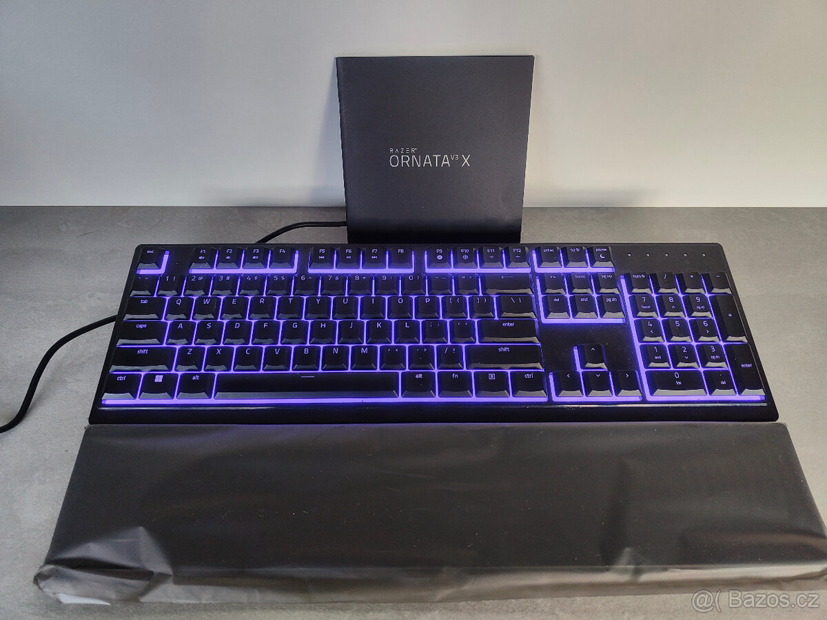 Herní klávesnice Razer Ornata V3 X US - TOP STAV