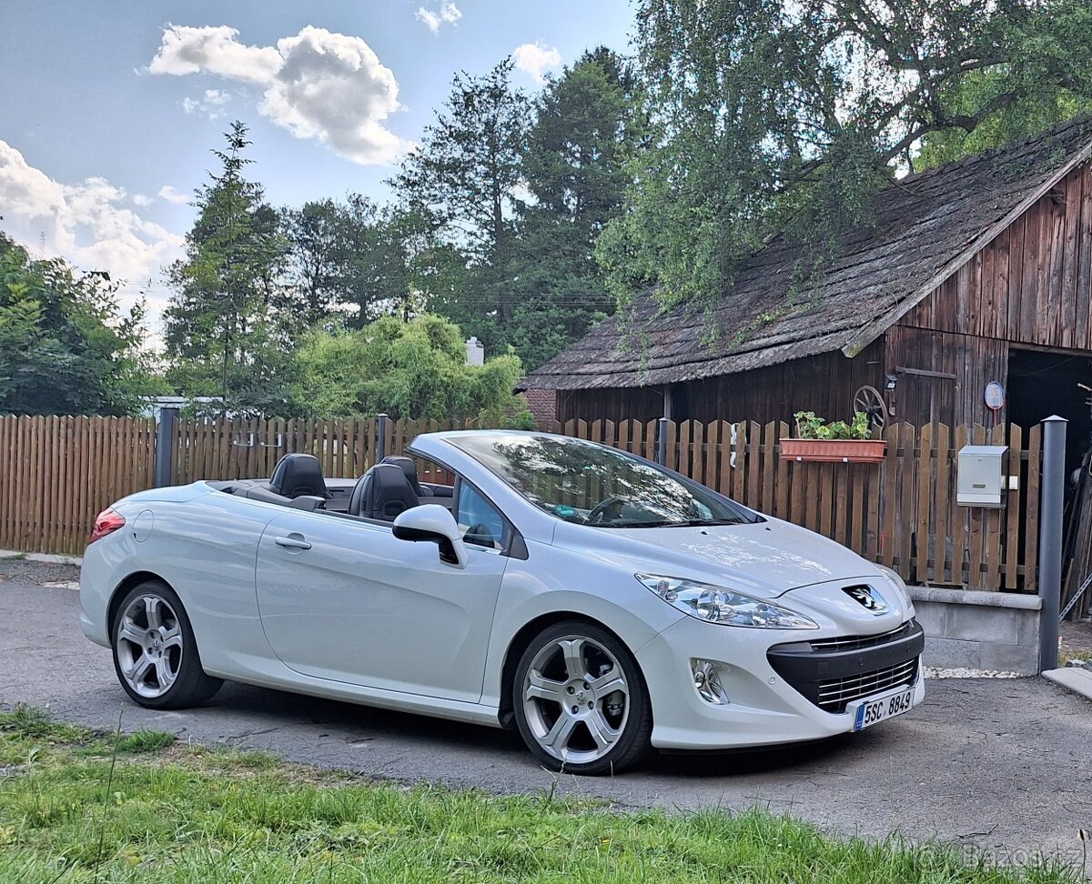 Peugeot 308cc, 2.0 HDi, 103kw, kůže