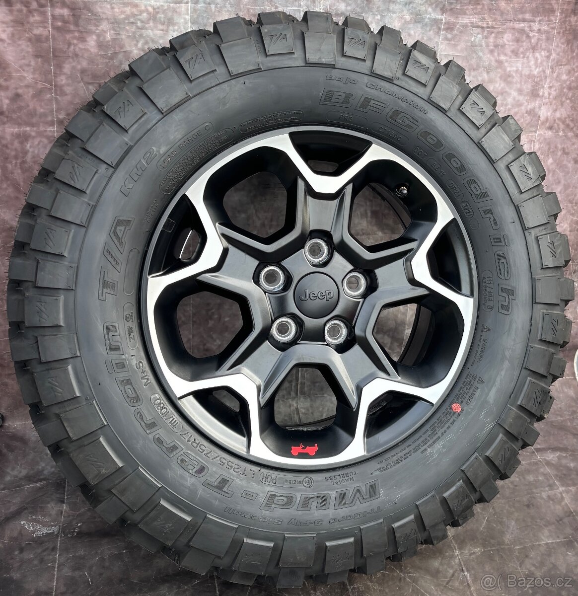 Originál alu kola Jeep 255/75/17