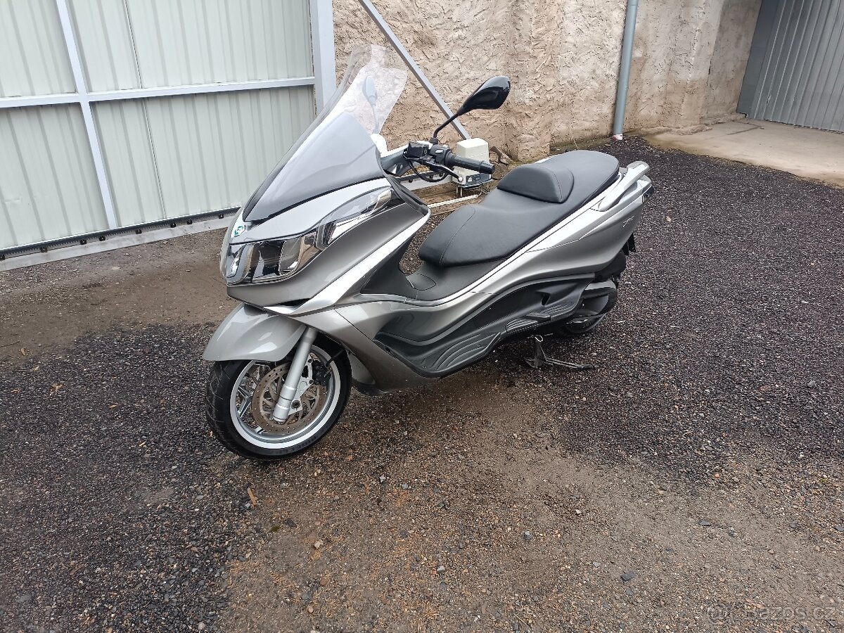 Piaggio X10 350 ABS,ASR cz doklady v ceně