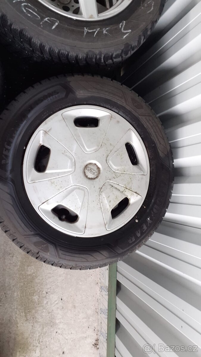 Kompletní kola Ford Custom