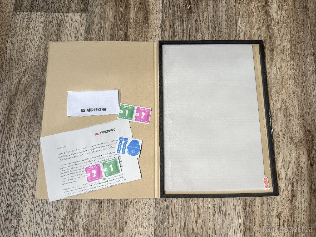 Ochranné sklo pro MacBook Pro 16"