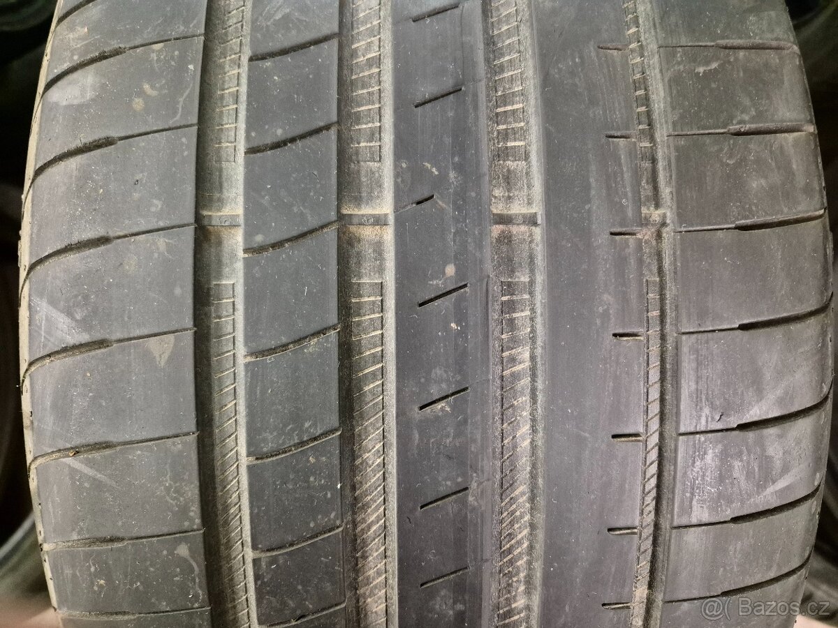 275/40 R18 GOODYEAR (4,5mm) č.16102/b6