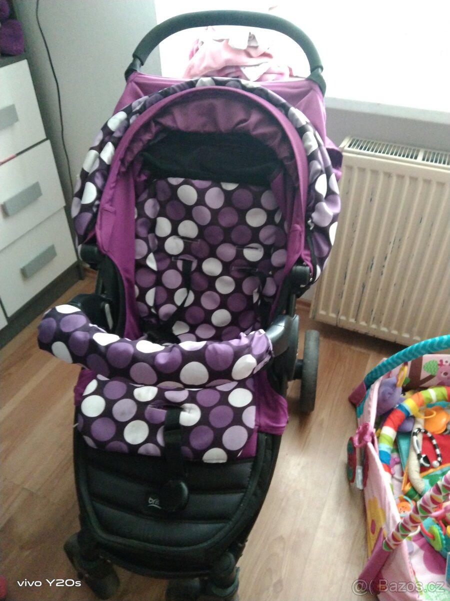 Sportovní kočárek britax