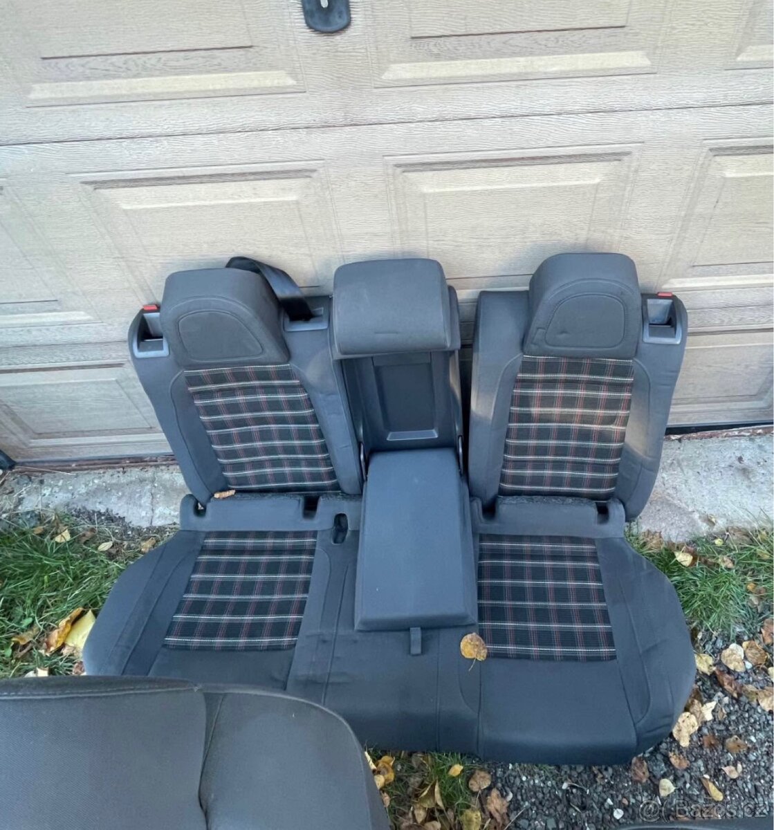 Zadní sedačky Golf 5 GTI