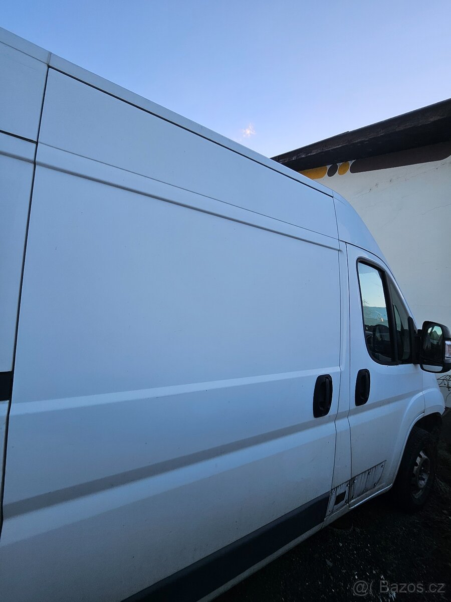 Posuvné dveře Peugeot boxer 2018