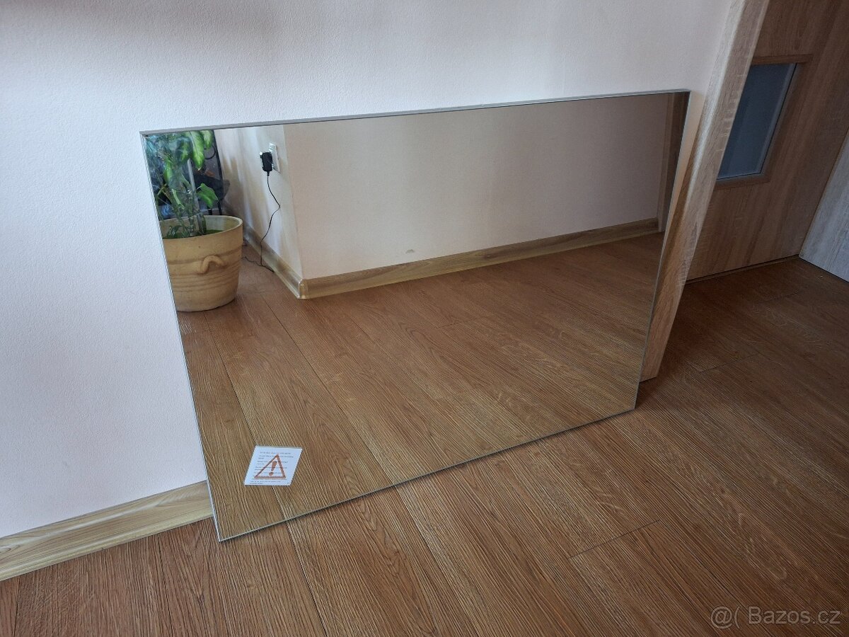 Koupelnové zrcadlo 80 x 60 cm