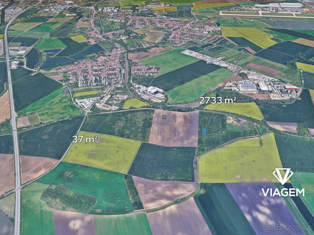 Pole 2 770 m², Podíl 50 % o výměře 1 385 m²
