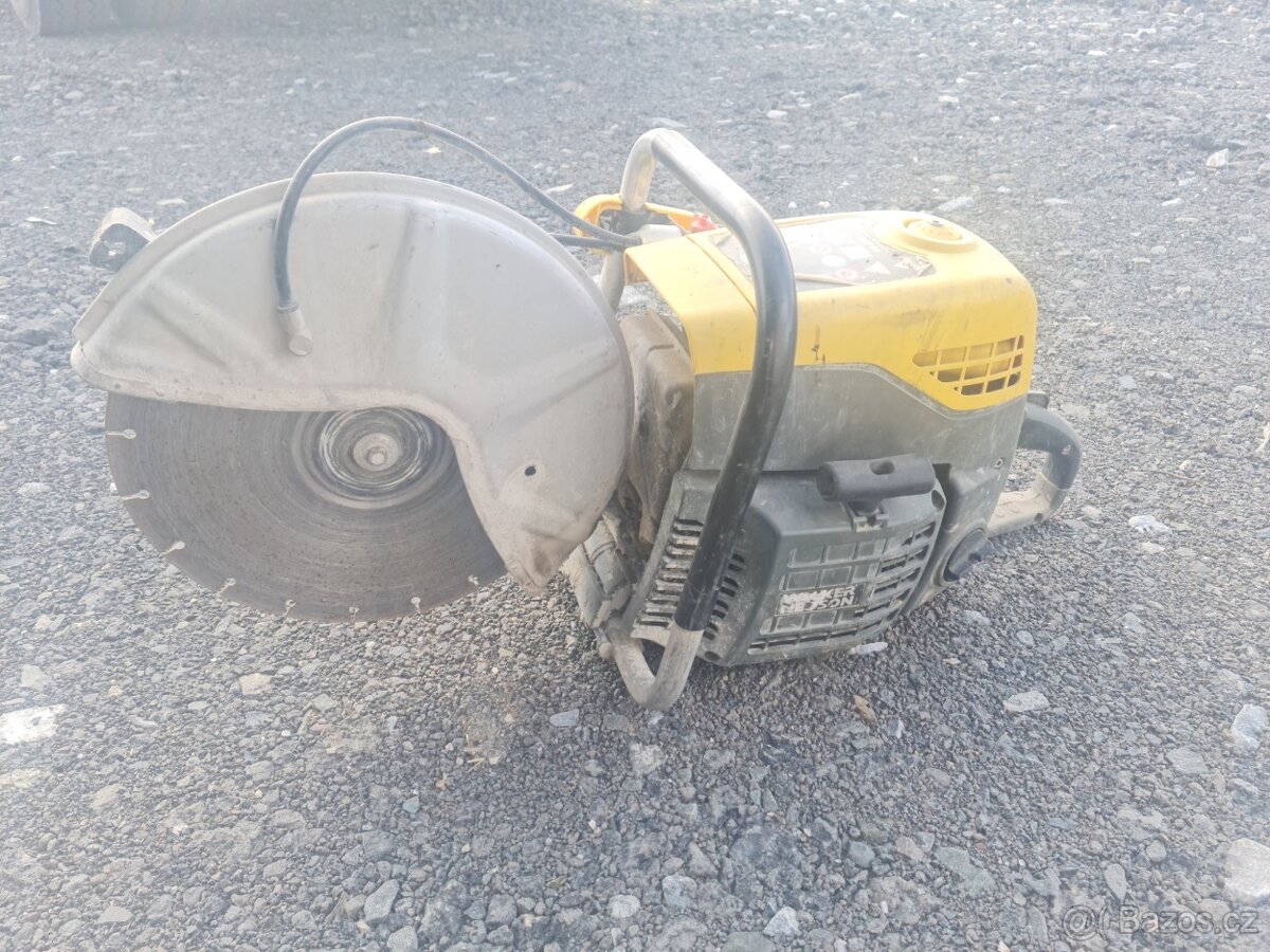Wacker Neuson rozbrušovací benzínová pila BTS 635s