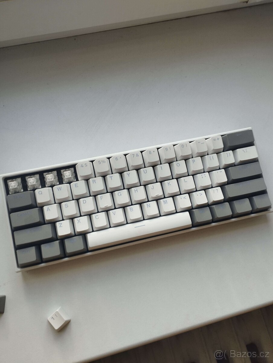 Klávesnice Yenkee Atom