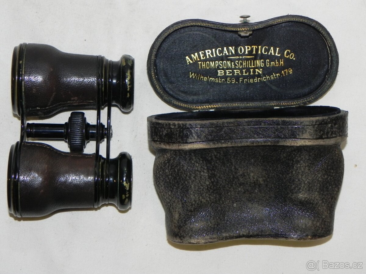 Staré divadelní kukátko - dalekohled American Optical Berlin