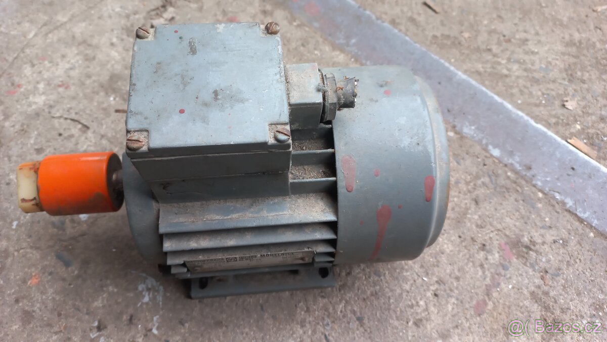 Elektromotor Mohelnice 370 w.2800 ot.min.380/220 v.