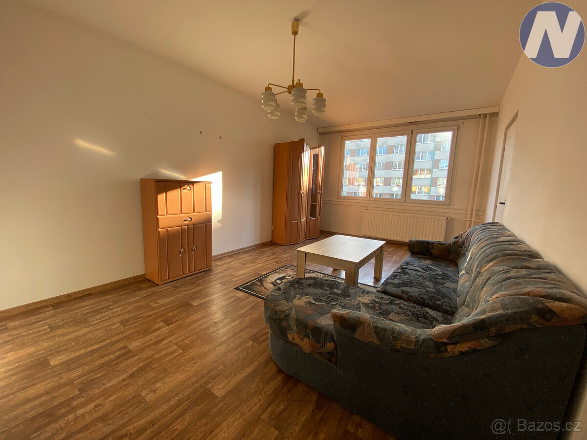 Pronájem bytu 1+1, 43 m2, Sídliště Plešivec, Český Krumlov