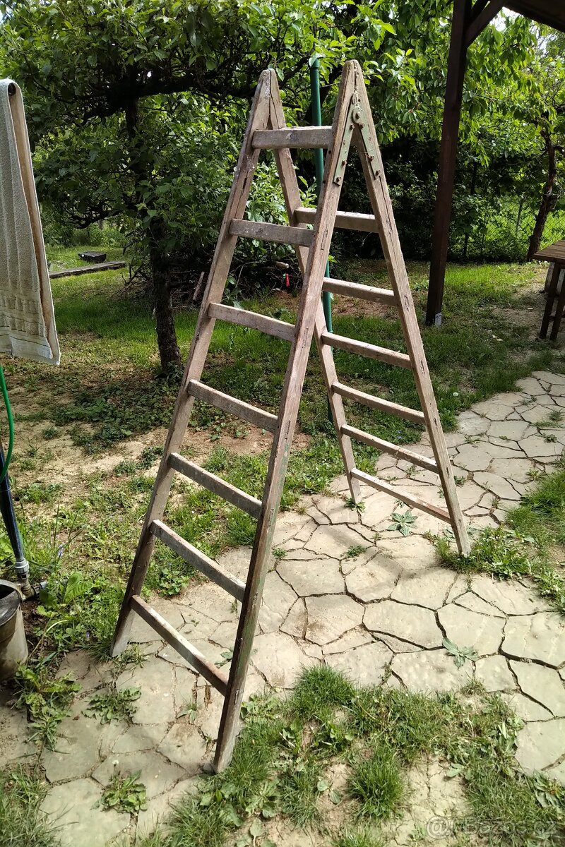 Dřevěné štafle 2m 2x7 příček