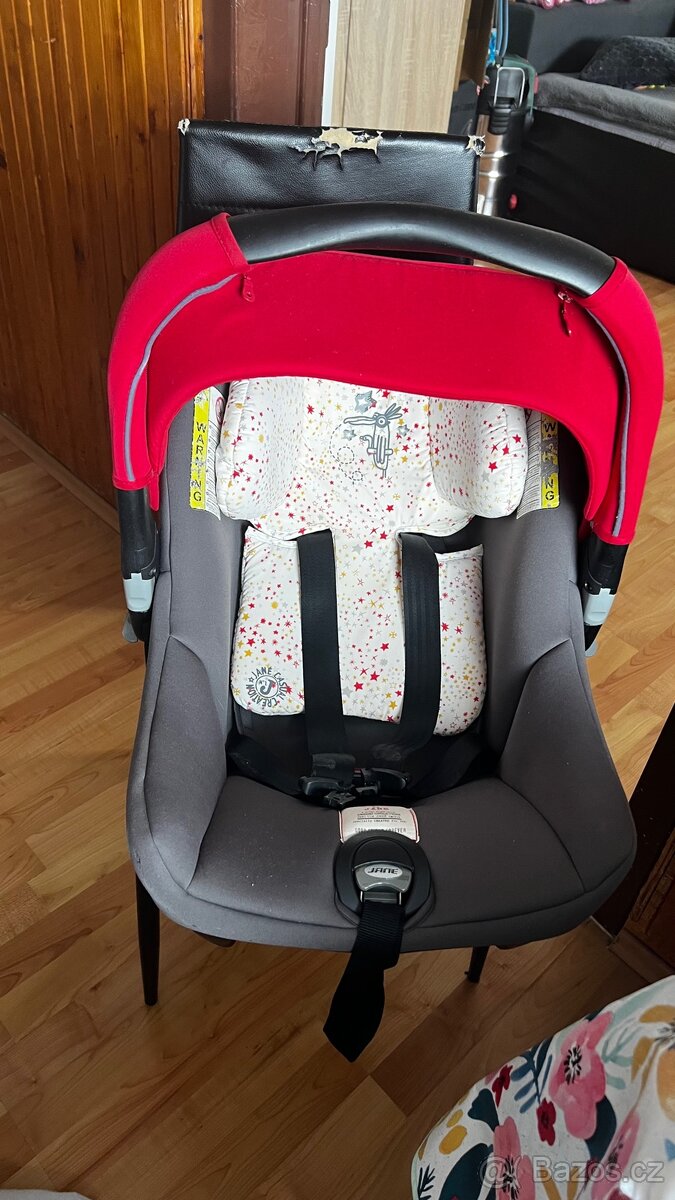 Dětská autosedačka 0-9 kg