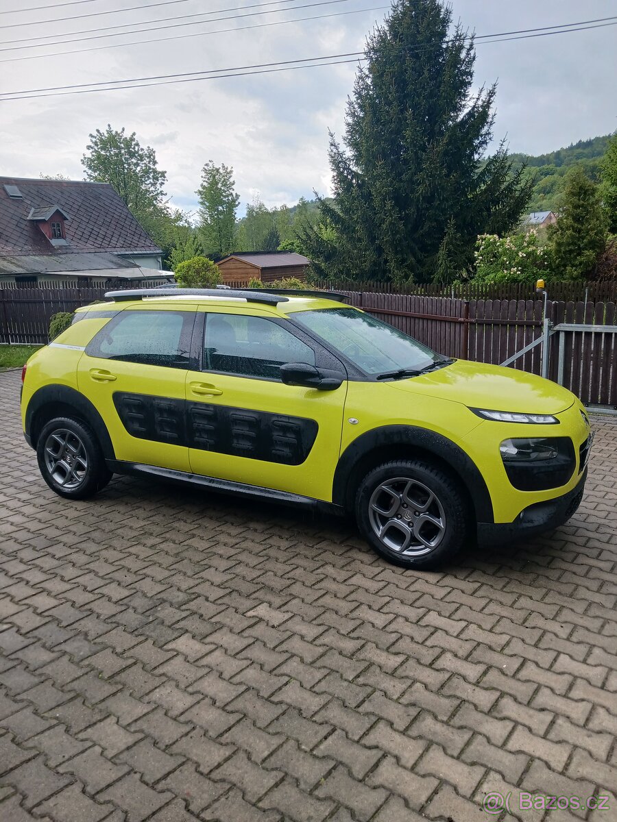 Citroen C4 Cactus, 1,2 Benzín
