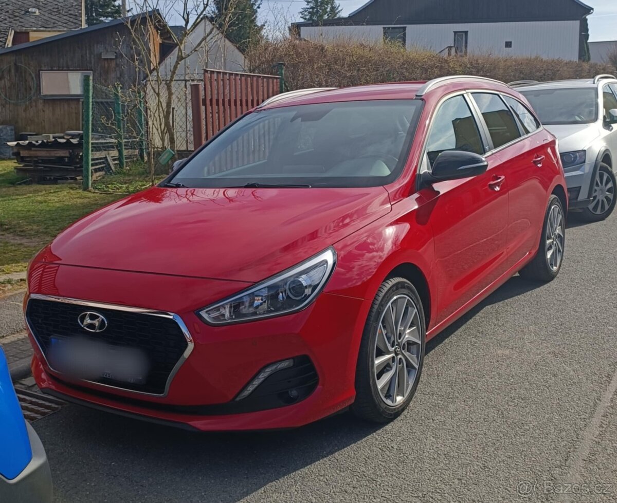 Hyundai i30 combi 1.4 T-GDI ČR/GO