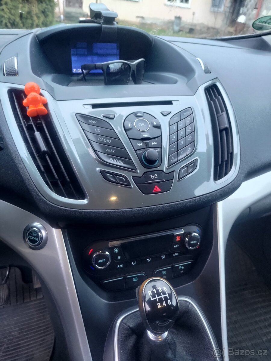 7 místný Ford grand C-max