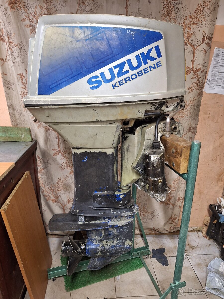 Náhradní díly pro přívěsný motor Suzuki DT 50K dt 50