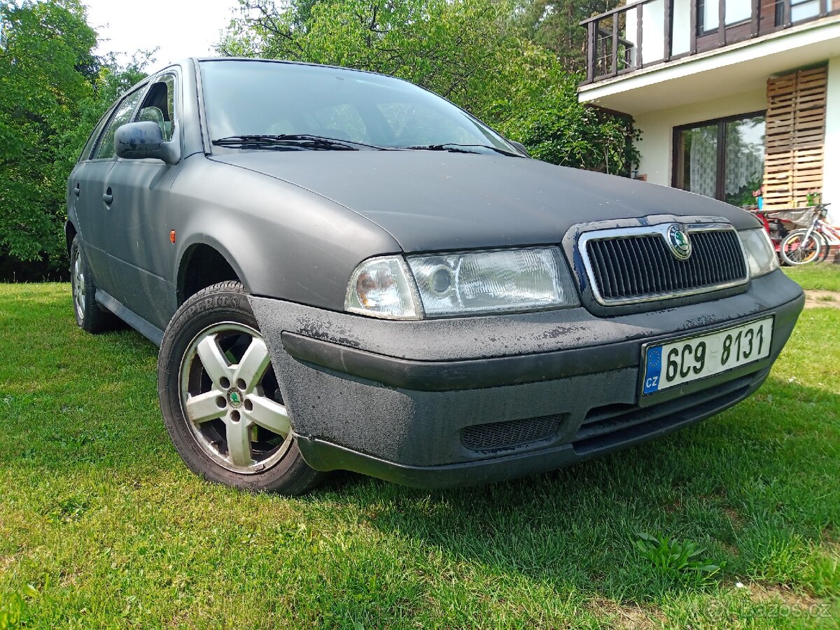 Skoda Octavia 1.9 tdi 66kw agr rok 2000
