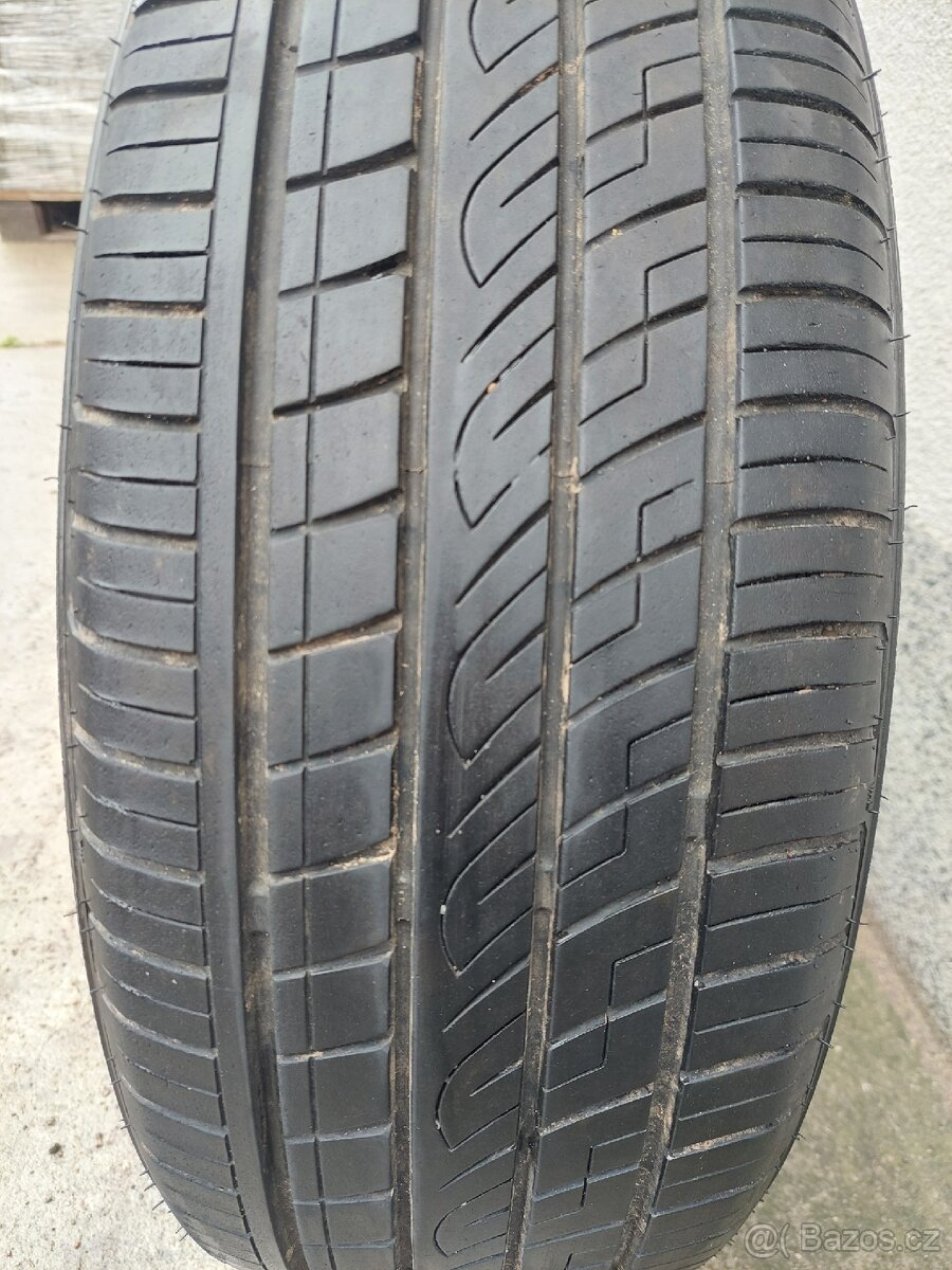 Pneumatiky 215×65 r16