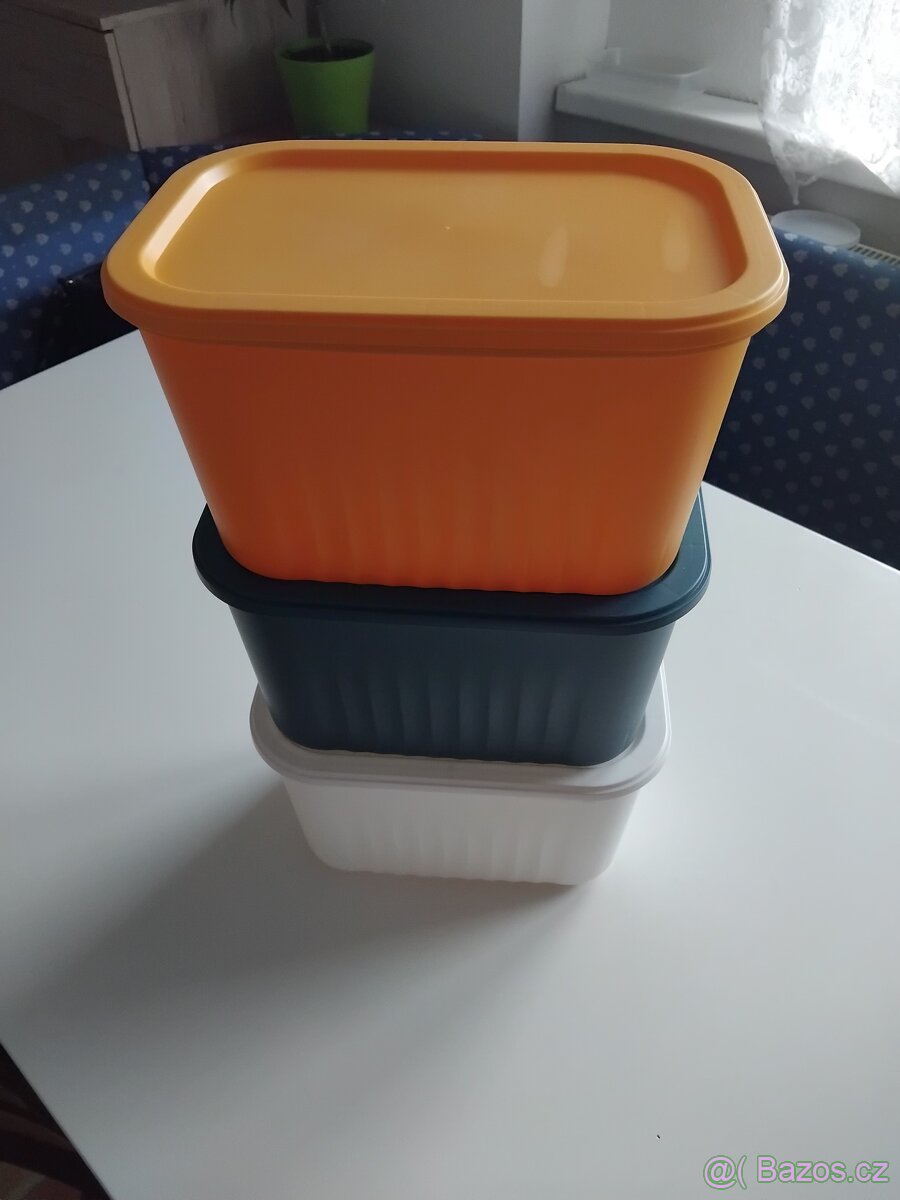 Úložný box s víkem