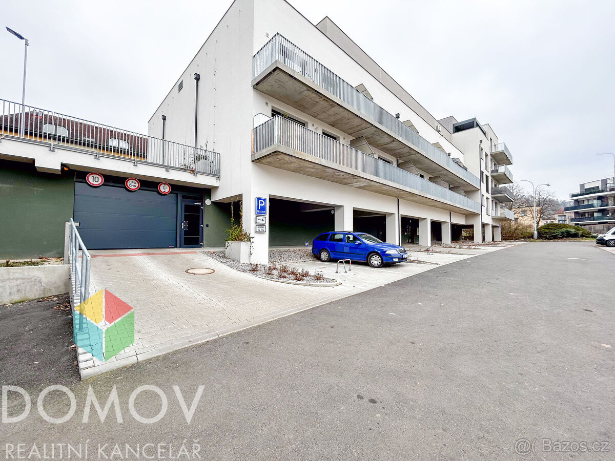 Parkovací stání v blízkosti centra Berouna