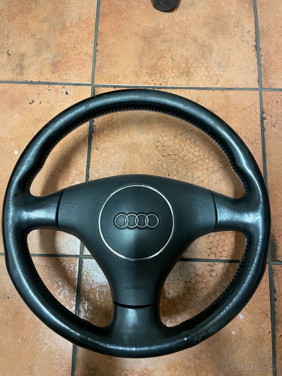 Audi a3 a4 a6 tříramenný volant