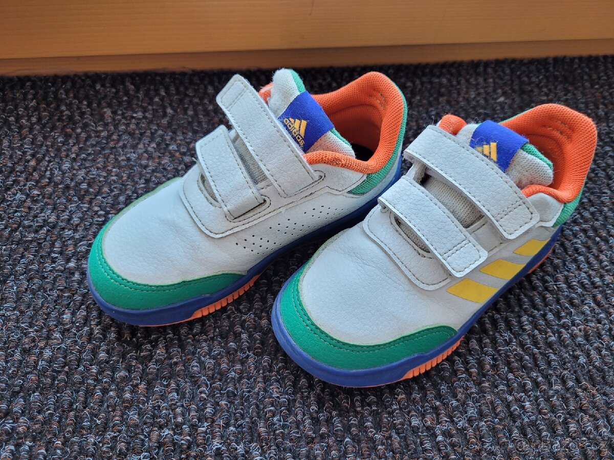 Chlapecké boty/tenisky Adidas vel.27