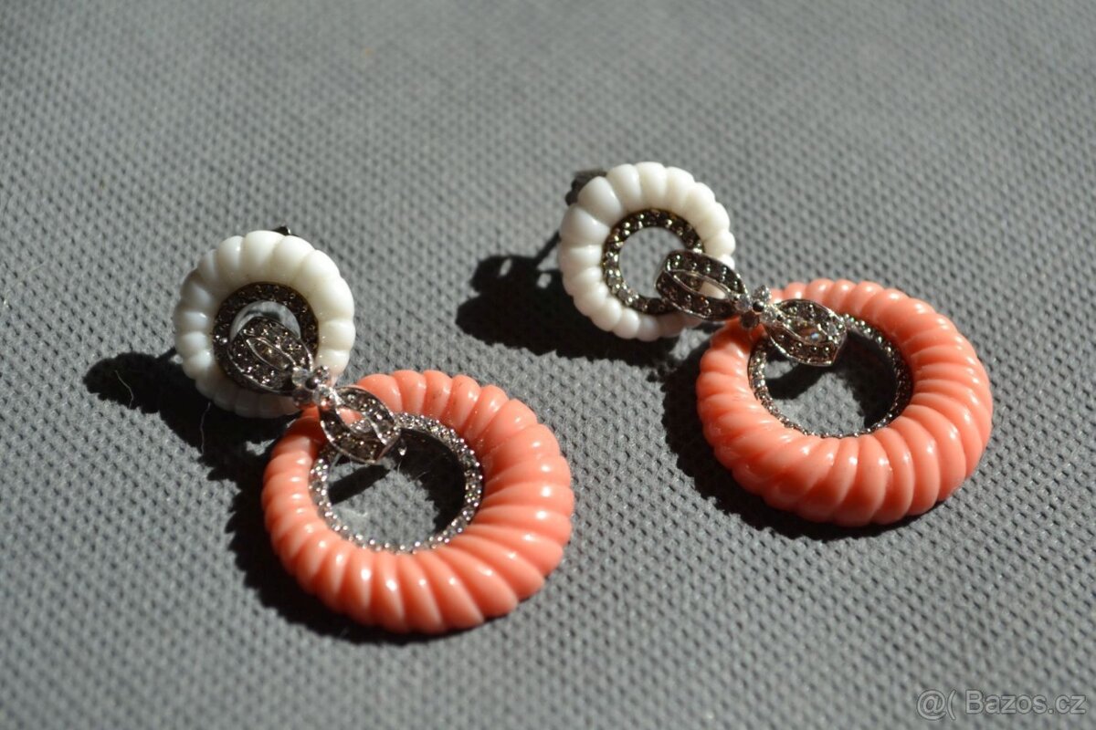 Různé šperky