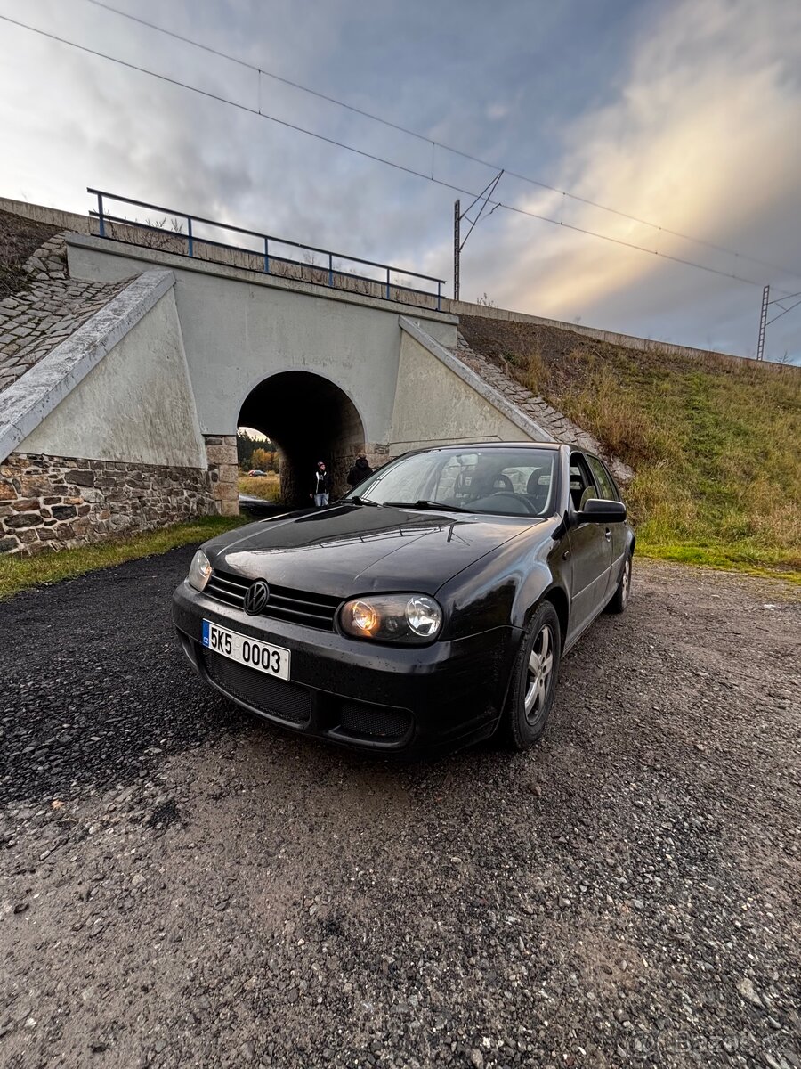 Golf 4 1.6 SR 74kw 2000