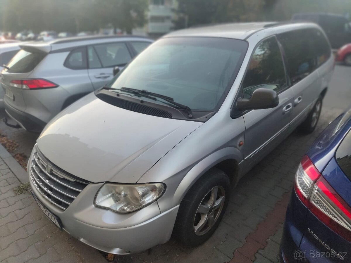 Chrysler Grand Voyager 2,8 CRD automat Stow´N Go, 7míst