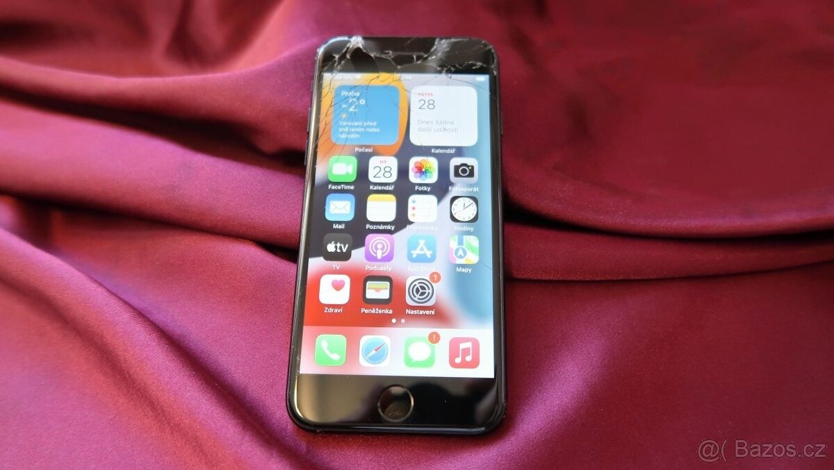 Telefon Apple iPhone 7 128GB MN8L2ZD/A – prasklé sklo