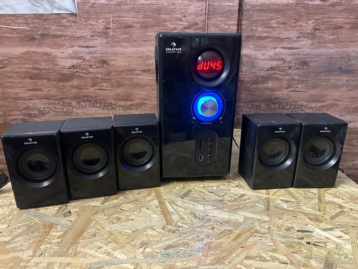 Akustický hudební systém