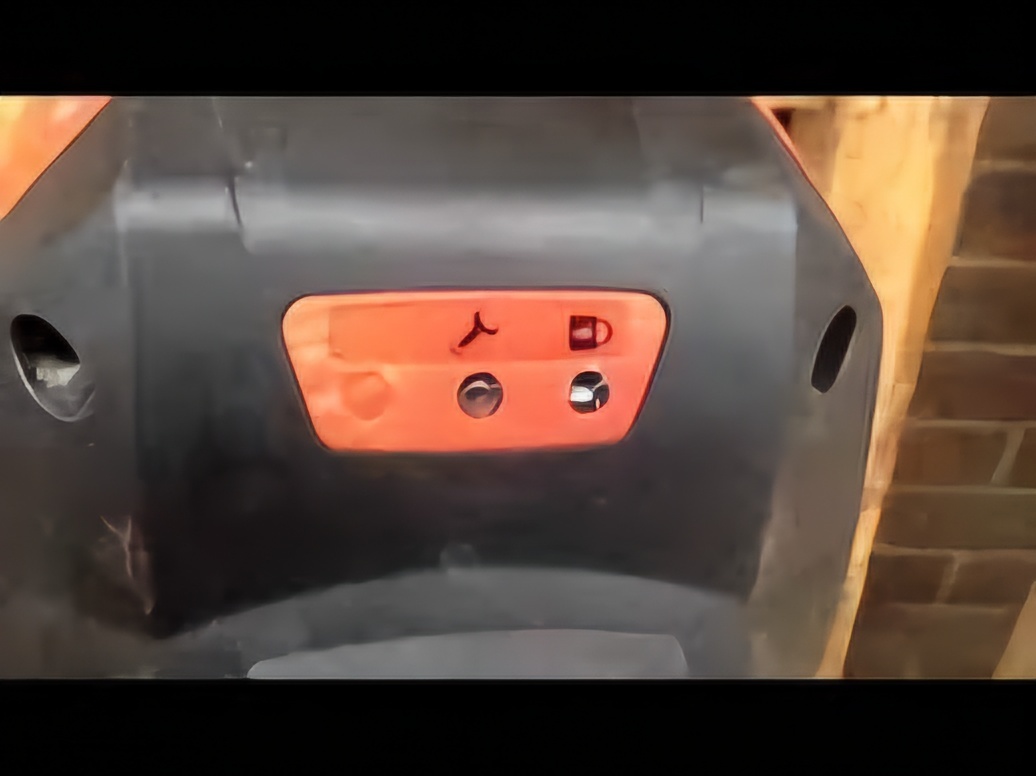 Hilti ODBLOKOVÁNÍ SERVISU