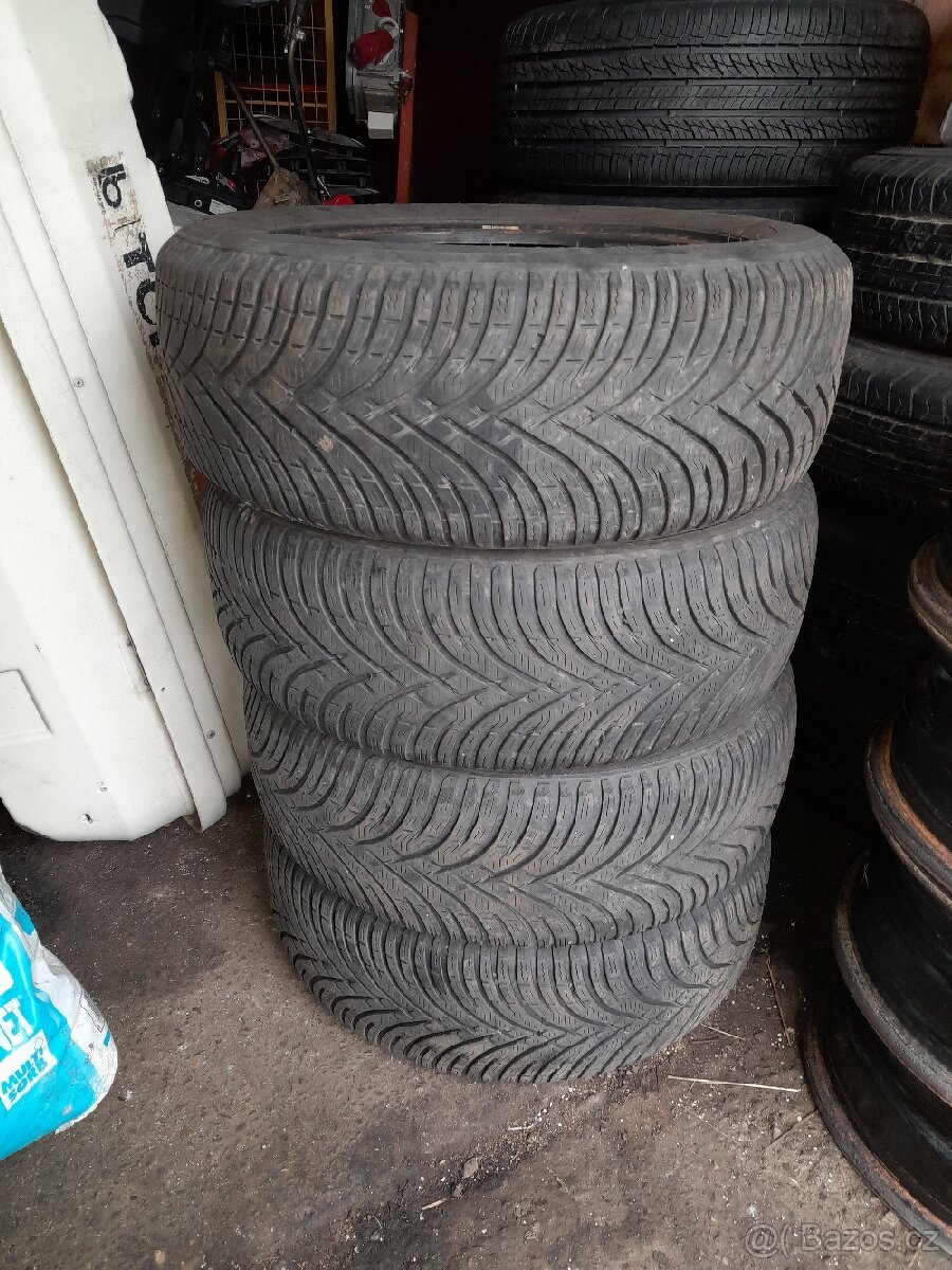 Zimní pneumatiky Kleber 205/55 R16